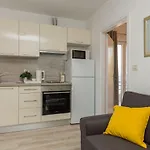 Apartments Maximus
